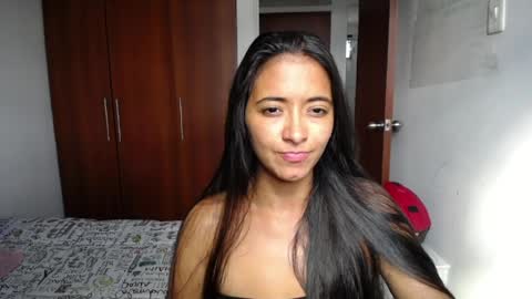 Ilauren online show from July 28, 2026, 8:52 pm