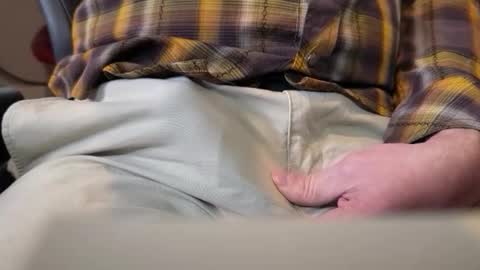 Snapshot of wiggo8 chatting on January 13, 2026, 3:17 pm HornDawg online show from January 13, 2026, 3:17 pm