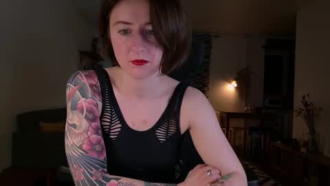 Snapshot of wild_peony chatting on December 13, 2024, 8:37 pm wild_peony online show from December 13, 2024, 8:37 pm