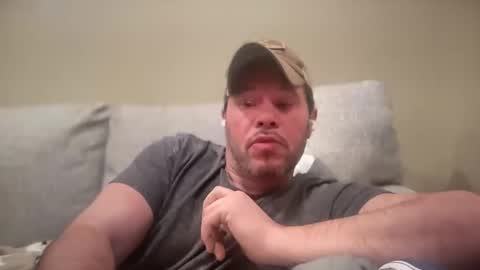 wild_rid3r online show from February 12, 2025, 6:51 am