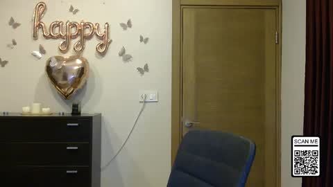 Alina online show from April 18, 2026, 7:58 pm