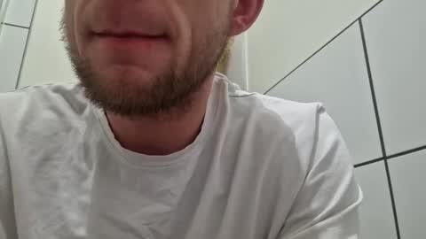 Snapshot of wildmike93 chatting on February 13, 2026, 7:21 pm wildmike93 online show from February 13, 2026, 7:21 pm