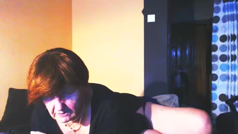 Snapshot of wildredcat chatting on March 2, 2025, 1:27 pm WildRedCat online show from March 2, 2025, 1:27 pm