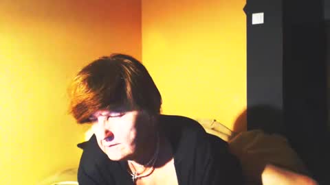 Snapshot of wildredcat chatting on March 3, 2025, 7:49 pm WildRedCat online show from March 3, 2025, 7:49 pm