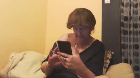WildRedCat online show from May 14, 2026, 9:32 pm