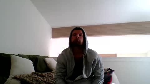 Snapshot of wildrobjr9 chatting on December 2, 2025, 4:13 pm RobBangz online show from December 2, 2025, 4:13 pm