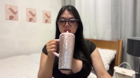 Ms Lucy online show from March 26, 2026, 3:01 am