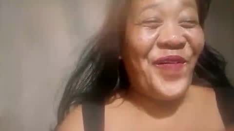 wildveron_205 online show from November 12, 2025, 11:43 am