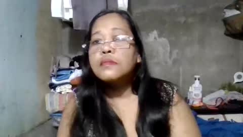 wildveron_205 online show from December 15, 2025, 2:49 am