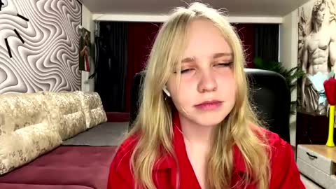 Anny online show from June 6, 2026, 10:09 am