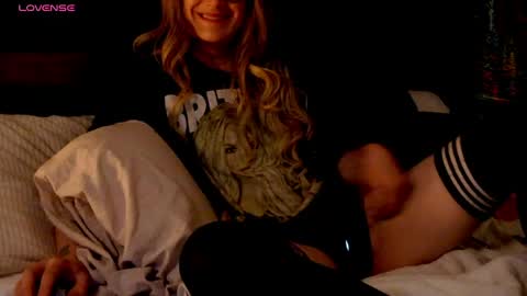 Snapshot of willa_maexo chatting on April 29, 2026, 3:32 am Willa Mae online show from April 29, 2026, 3:32 am