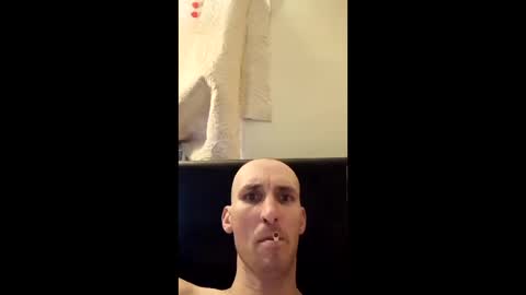 willbarringer12 online show from April 29, 2026, 11:47 am