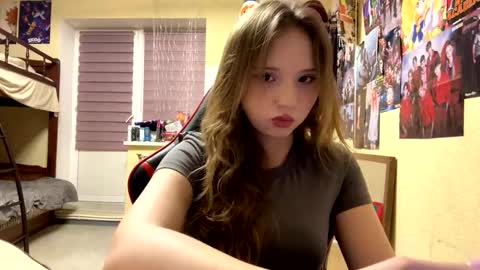 Snapshot of willenasow chatting on February 15, 2026, 3:31 pm Olivia online show from February 15, 2026, 3:31 pm