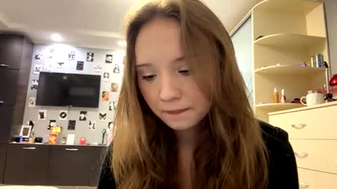 Snapshot of willenasow chatting on March 3, 2026, 3:07 pm Olivia online show from March 3, 2026, 3:07 pm
