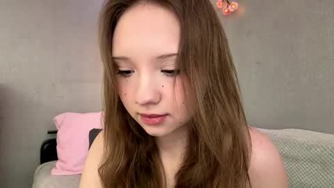 Snapshot of willenasow chatting on April 22, 2026, 3:13 pm Olivia online show from April 22, 2026, 3:13 pm