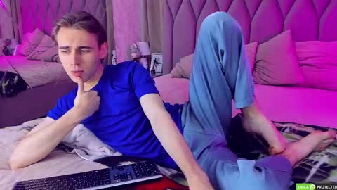 William online show from September 21, 2025, 3:08 am