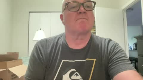willieb777 online show from August 2, 2026, 6:50 pm