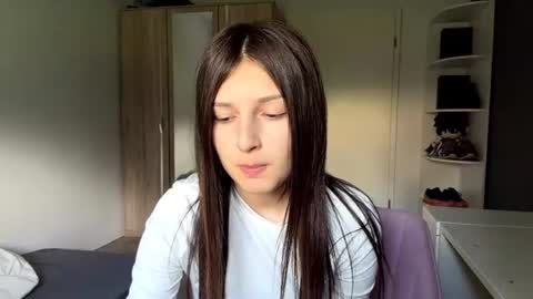 Mari online show from June 23, 2026, 7:06 am