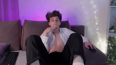 Willie online show from October 17, 2025, 10:29 am