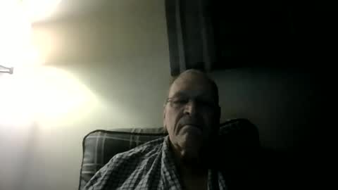 Snapshot of willnedoher chatting on February 3, 2026, 12:32 pm Willhedoher online show from February 3, 2026, 12:32 pm