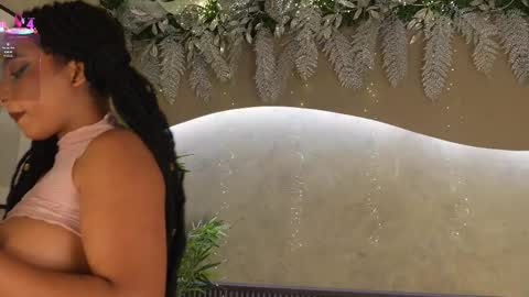 Ms Willow online show from December 4, 2025, 2:04 pm