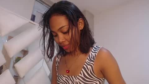 luna online show from April 6, 2026, 1:23 pm