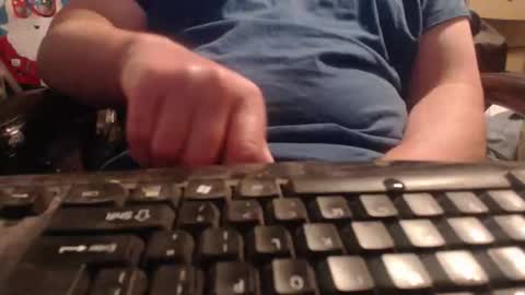 Snapshot of willowstick chatting on May 22, 2026, 4:01 pm DrainMyBalls online show from May 22, 2026, 4:01 pm