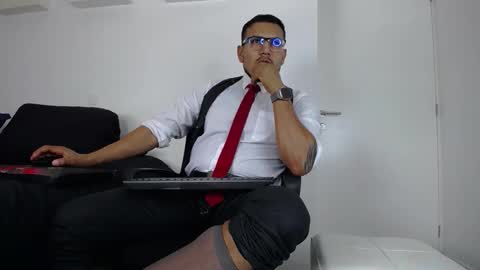 Snapshot of willsandler1 chatting on June 2, 2026, 6:54 pm Will Sandler online show from June 2, 2026, 6:54 pm