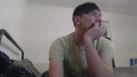 Snapshot of willybewildstone chatting on November 16, 2025, 1:22 am willybewildstone online show from November 16, 2025, 1:22 am