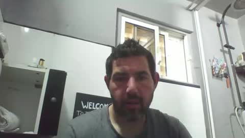 Snapshot of windowpane5 chatting on January 1, 2025, 12:33 pm windowpane online show from January 1, 2025, 12:33 pm