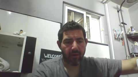 Snapshot of windowpane5 chatting on January 1, 2025, 4:29 pm windowpane online show from January 1, 2025, 4:29 pm