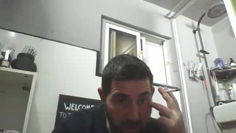 Snapshot of windowpane5 chatting on February 1, 2025, 6:51 pm windowpane online show from February 1, 2025, 6:51 pm