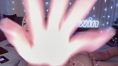 Snapshot of wineandboobs chatting on December 26, 2024, 3:53 pm wineandboobs online show from December 26, 2024, 3:53 pm