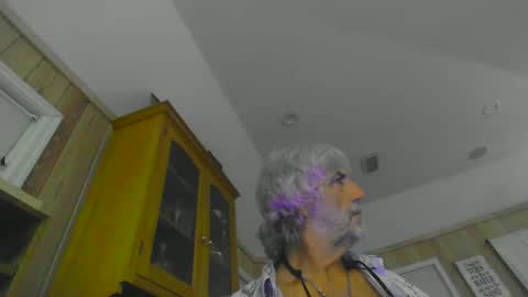 Snapshot of wineman2020 chatting on February 10, 2025, 8:53 am Charlie online show from February 10, 2025, 8:53 am