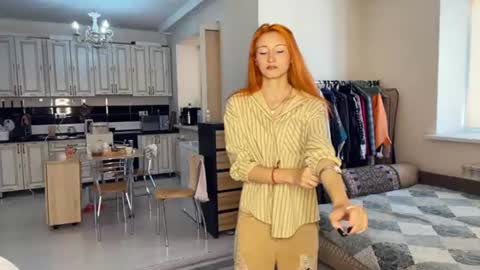 Snapshot of winifredzacek chatting on July 31, 2026, 5:18 am Wini online show from July 31, 2026, 5:18 am