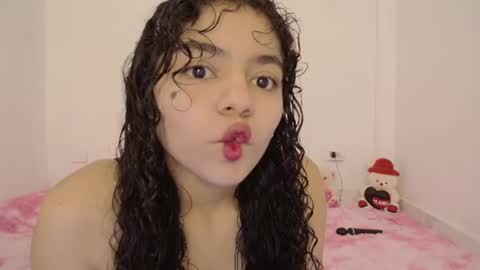 Snapshot of winnifer_gonzalez chatting on July 2, 2026, 3:17 am Winnifer Gonzalez online show from July 2, 2026, 3:17 am