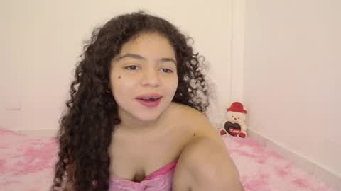 Snapshot of winnifer_gonzalez chatting on July 6, 2026, 3:03 pm Winnifer Gonzalez online show from July 6, 2026, 3:03 pm
