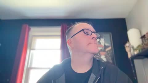 wintyr online show from March 8, 2026, 7:17 pm