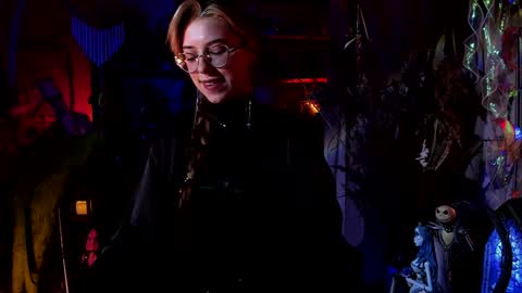 Snapshot of witch_fiona chatting on January 5, 2025, 7:49 pm Goddess of two strapons - Mr. long Don Mr. Pinky online show from January 5, 2025, 7:49 pm