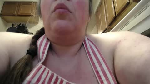 Annie online show from February 5, 2025, 7:10 pm