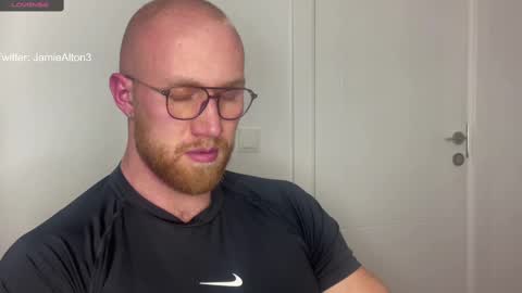 Snapshot of wlademarbergs chatting on February 12, 2025, 11:20 pm Wlademar online show from February 12, 2025, 11:20 pm