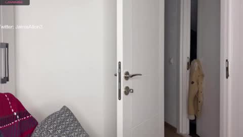 Snapshot of wlademarbergs chatting on February 16, 2025, 4:42 am Wlademar online show from February 16, 2025, 4:42 am