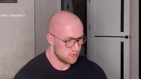 Snapshot of wlademarbergs chatting on October 19, 2025, 8:42 pm Wlademar online show from October 19, 2025, 8:42 pm