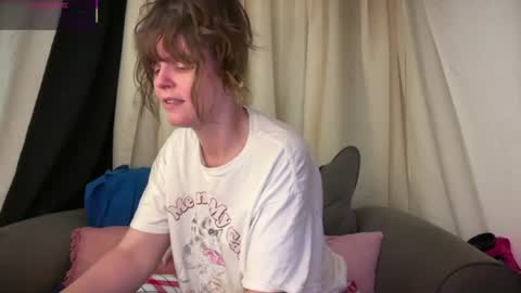 Snapshot of wldntulik2no chatting on June 23, 2026, 2:59 pm Moth online show from June 23, 2026, 2:59 pm