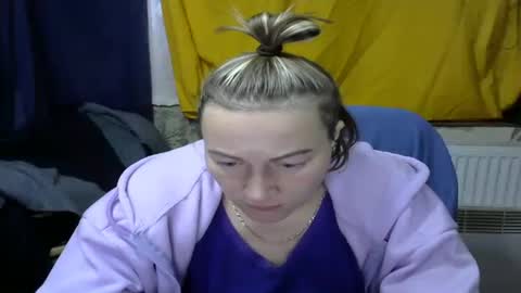 Snapshot of wleslymosw chatting on December 22, 2024, 7:10 pm wleslymosw online show from December 22, 2024, 7:10 pm