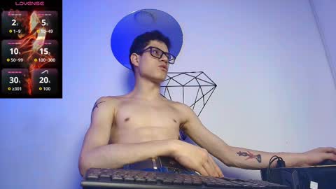  W O L F  online show from September 27, 2025, 11:15 am