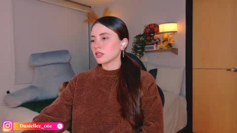   online show from April 10, 2026, 1:33 am