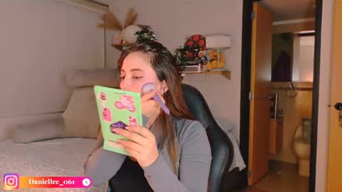   online show from April 17, 2026, 2:25 am