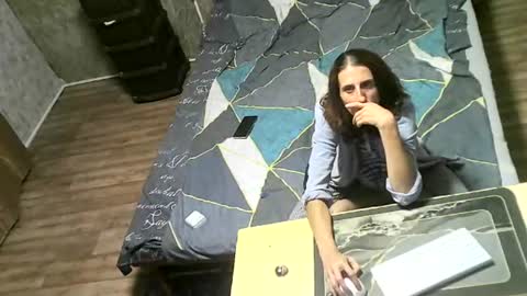Snapshot of wolfxsnow chatting on August 1, 2026, 6:29 pm wolfxsnow online show from August 1, 2026, 6:29 pm