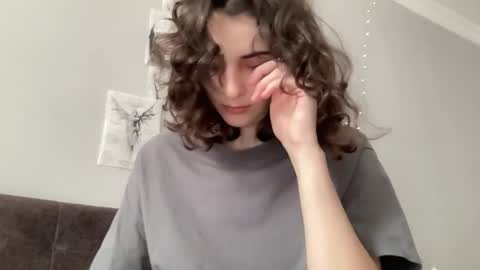 Snapshot of wonderland_stia chatting on September 10, 2025, 7:08 am Stia online show from September 10, 2025, 7:08 am